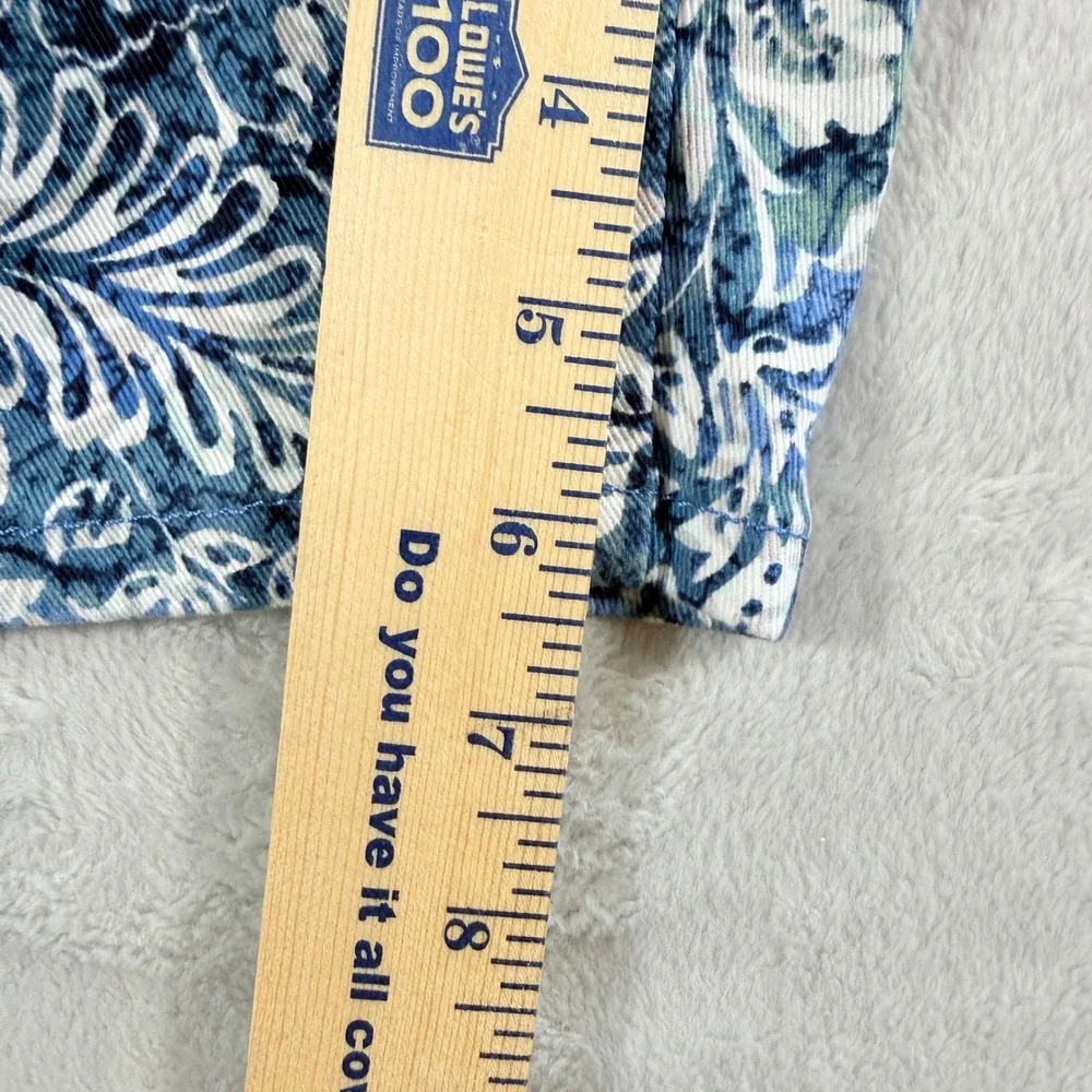 Gloria Vanderbilt Amanda Classic High Rise Floral Denim Shorts Blue NWT 8